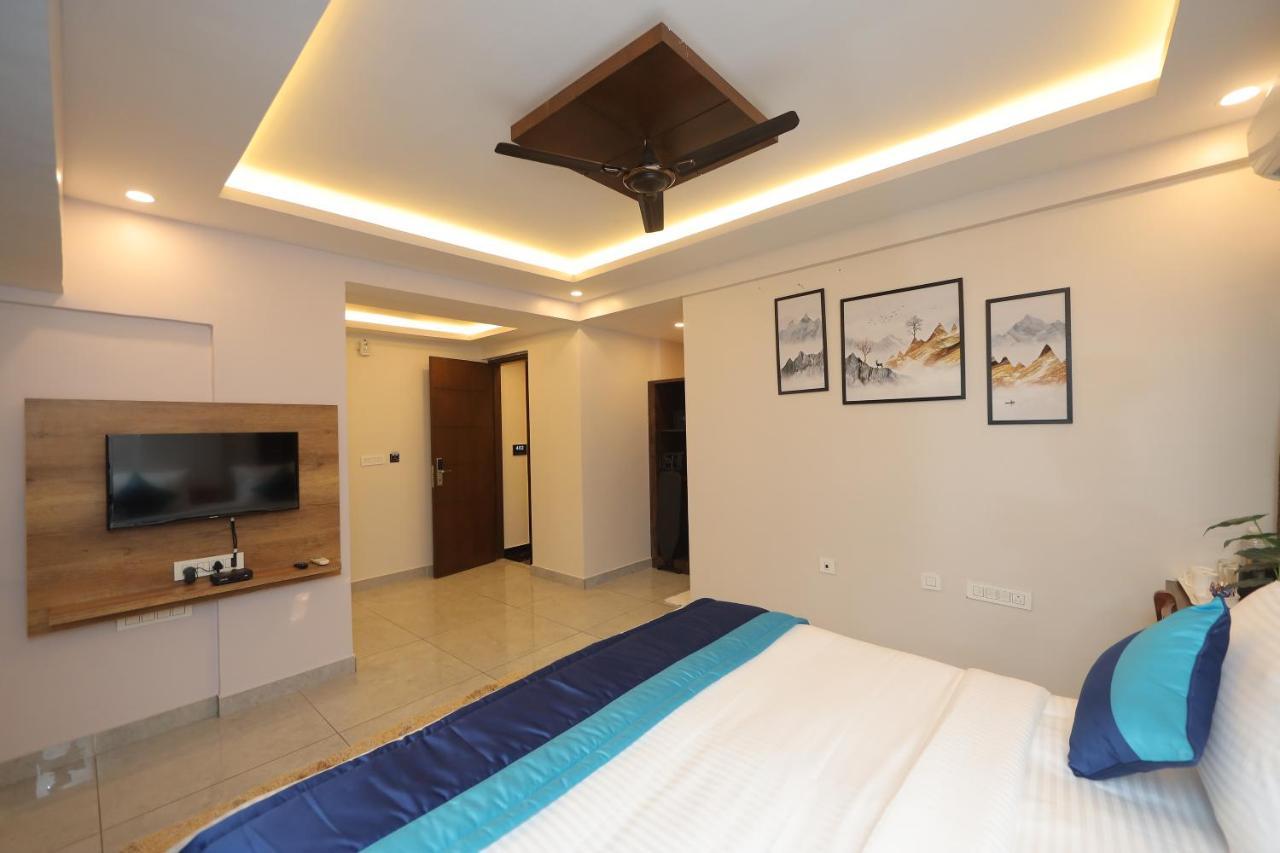 Vovo Hotels Yelahanka Exterior photo