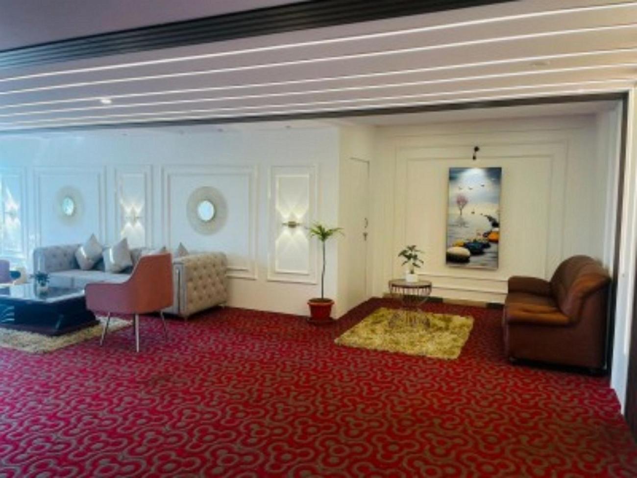 Vovo Hotels Yelahanka Exterior photo